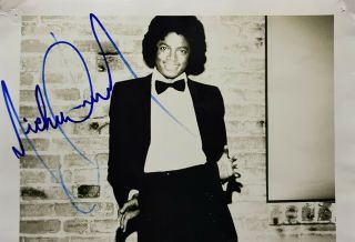 MICHAEL JACKSON 100 HAND SIGNED PROMOTIONAL PHOTO FROM CBS (1979) 6