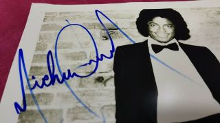 MICHAEL JACKSON 100 HAND SIGNED PROMOTIONAL PHOTO FROM CBS (1979) 7
