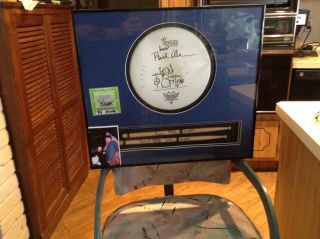 Phil Collins Signed Drumsticks / Signed Drumhead (case Not Incl. )