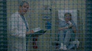 OITNB Red Kate Mulgrew Screen Medical File & Prison Id Set Ep 710 7