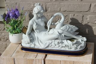 Xl Capodimonte Carpie Nove Marked Porcelain Bisque Group Figurine Leda Swan 1960