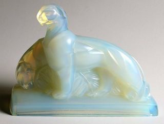 Rare Sabino French Art Deco Opal,  Opalescent Glass Group Of Panthers Figure 1920