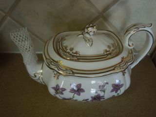 Spode ENGLAND STAFFORD FLOWERS (BONE) Tea Pot Y8519 - V Gold trim 4