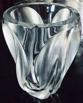 Lalique France Stunning Clear & Frosted Crystal Ingrid Vase $4300 Perfection