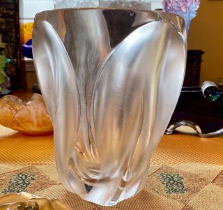 Lalique France Stunning Clear & Frosted Crystal Ingrid Vase $4300 Perfection 3
