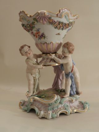 Rare 1st Quality Meissen Figurine 3 Putti Children Holding Urn