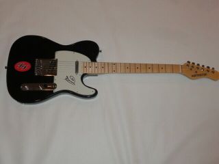 Dave Grohl Signed Black Electric Guitar The Foo Fighters Nirvana Proof Jsa