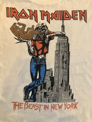 Iron Maiden: Official ‘the Beast In York’ 1982 Vintage Size Xl Event T - Shirt