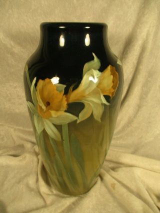 Vintage 1900 ' s Rookwood Daffodils Vase Numbered and Artist Signed 5