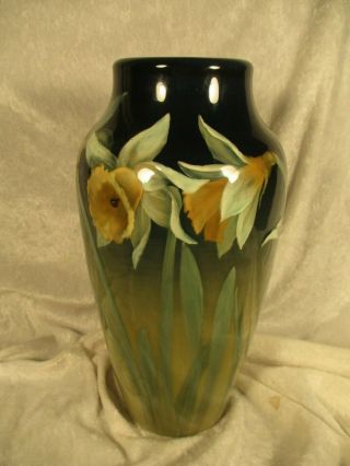 Vintage 1900 ' s Rookwood Daffodils Vase Numbered and Artist Signed 6