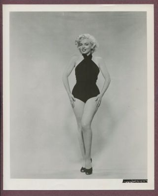 Marilyn Monroe By Bruno Bernard Of Hollywood 1952 Sexy Swimsuit Heels Photo J27