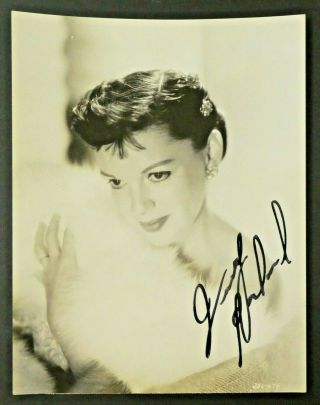 Judy Garland Signed Vintage Photo 7.  5 X 9.  5 With Full Jsa Letter