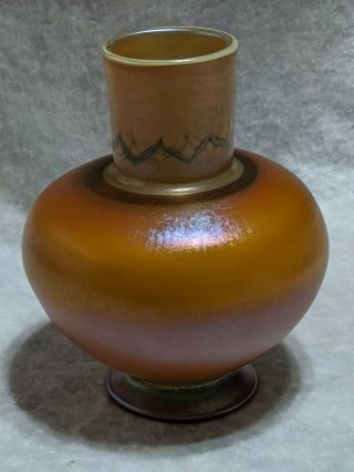 Antique unusual Tiffany vase signed Tiffany favrile appears to be 8647 4