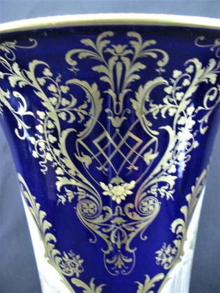 Stunning Meissen Cobalt Porcelain Portrait Vase Gold Gilt ca.  1960 ' s Exc Cond 4