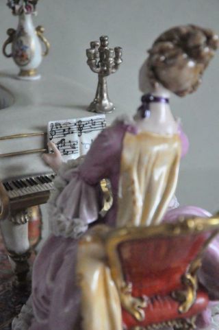 Lovely Capodimonte Cappe Porcelain Figurine Lady playing Piano Italy 12