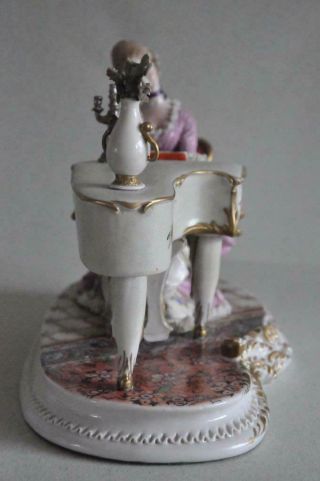 Lovely Capodimonte Cappe Porcelain Figurine Lady playing Piano Italy 4