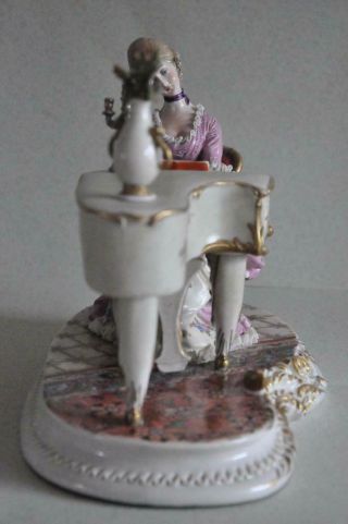 Lovely Capodimonte Cappe Porcelain Figurine Lady playing Piano Italy 6