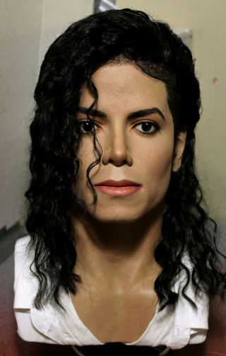 1/1 Lifesize CUSTOM Michael Jackson bust Black or White Dangerous era 2
