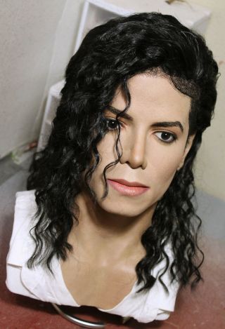 1/1 Lifesize CUSTOM Michael Jackson bust Black or White Dangerous era 4