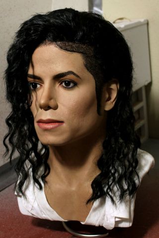 1/1 Lifesize CUSTOM Michael Jackson bust Black or White Dangerous era 6