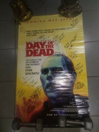 Day Of The Dead Poster Signed George Romero Lori Cardile Joe Pilato Rare Video