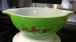 Vintage Rare Pyrex Bowl Merry Christmas Happy Year Holiday Green 443
