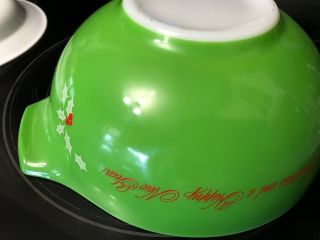 Vintage RARE PYREX BOWL MERRY CHRISTMAS HAPPY YEAR HOLIDAY GREEN 443 5