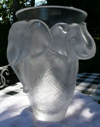VERY rare and HUGE Lalique Vase,  Elephant Design, 7