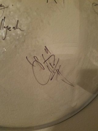 Autograpgh drum from band Hellyeah 3