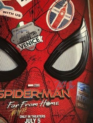 Spider - Man Far From Home DS Movie Poster CAST SIGNED premiere Tom Holland Marvel 4