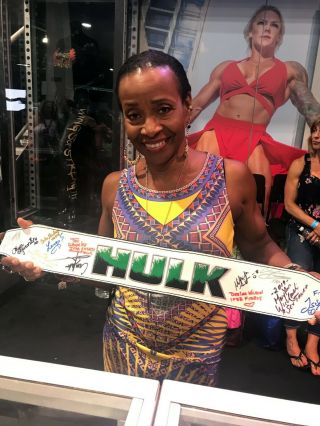 Ms Olympia Autographed Cardillo Weight belt signed by 18 women bodybuilder stars 6