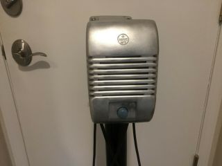 Vintage Drive In Movie Speakers With Built In Amplifier - Local