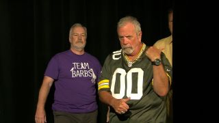Kevin ' s PACKERS Jersey worn in Giant Spider Invasion show - Autographed 5