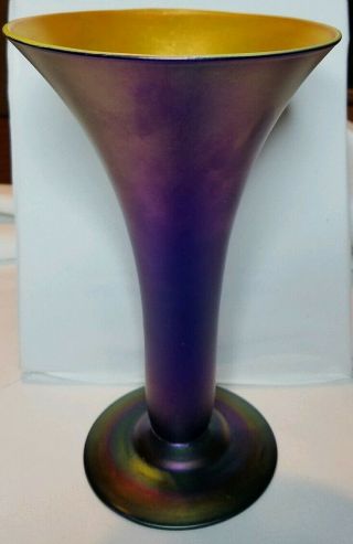 Quezal Trumpet Vase Antique Art Glass Gilt Signed 8 - 5/8 "