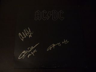 Very Rare Ac/dc (3/5) In Person Signed Back In Black Vinyl Cover W/proof,  1
