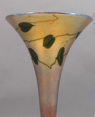 Large Antique L.  C.  TIFFANY Favrile Art Glass Trumpet Vase,  Etched Heart & Vine 2