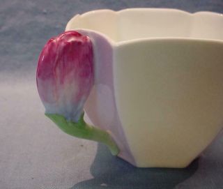 Shelley Art Deco Tulip Handle Teacup & Saucer 9