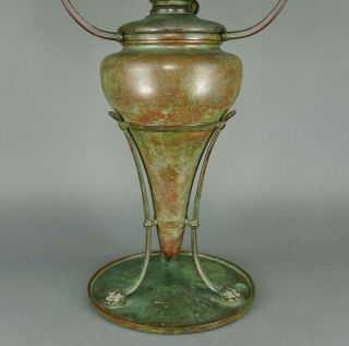 Fine Circa 1910 Antique Tiffany Studios Leaded Glass Shade Bronze Base Oil Lamp 3