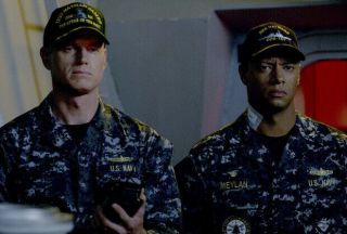 The Last Ship Season 3 Chandler Eric Dane Screen Worn Wardrobe Navy Jacket 2