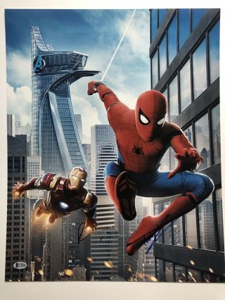 Tom Holland Robert Downey Jr Spiderman Iron Man 16x20 Bas