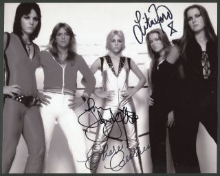 The Runaways Signed 8x10 B/w Photo Joan Jett Lita Ford Cherie Currie Cherry Bomb