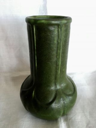 Grueby Matte Green Bulbous Vase Long Leaf Forms 7”