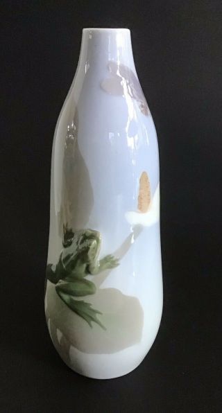Rare Royal Copenhagen Vase,  Frog And Dragonfly In Relief No.  465.  /250.