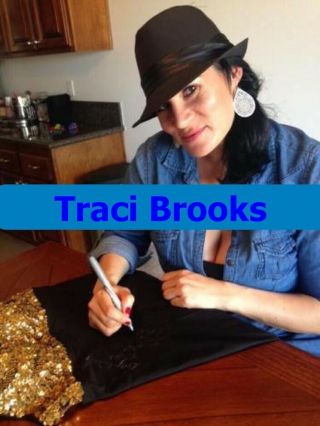 Traci Brooks Authentic Signed Autographed Ring Match Worn Bustier Top Tna 2011