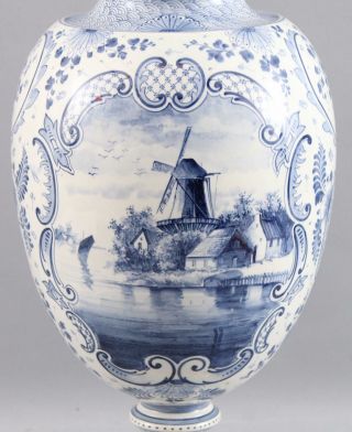 Large Antique Hand Painted Blue & White Delft Windmill Covered Urn Lamp 4