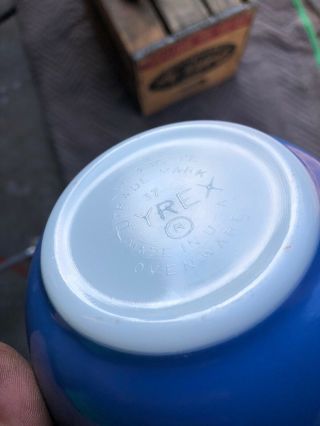 Rare Vintage Pyrex Friendship Mixing Bowl BLUE 401 1.  5 Pint Error Piece Promo 7
