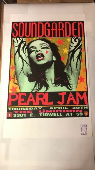 “holy Grail” Pearl Jam Soundgarden Frank Kozik Poster 1st Printing S/n