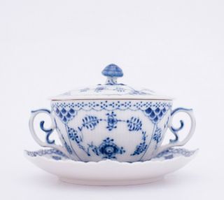 2 Rare Bouillon Cups 1228 - Blue Fluted - Royal Copenhagen - 1:st Quality 4