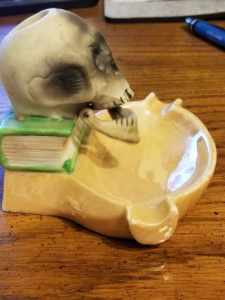 Vintage Skull Ashtray with MOVING JAW. 2