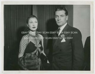 Vivien Leigh Laurence Olivier Henry V Premiere Vintage Candid Photo